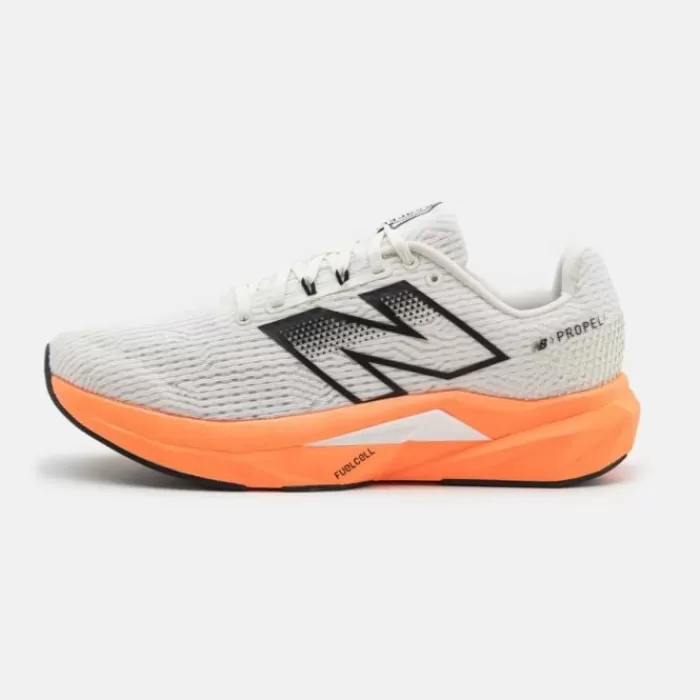 New Balance FuelCell Propel v5