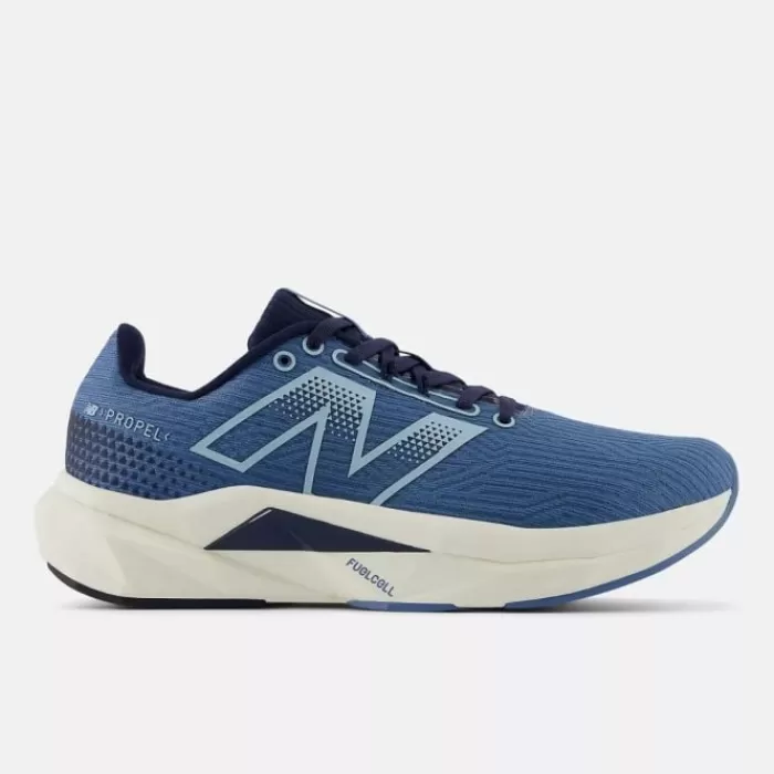 New Balance FuelCell Propel v5