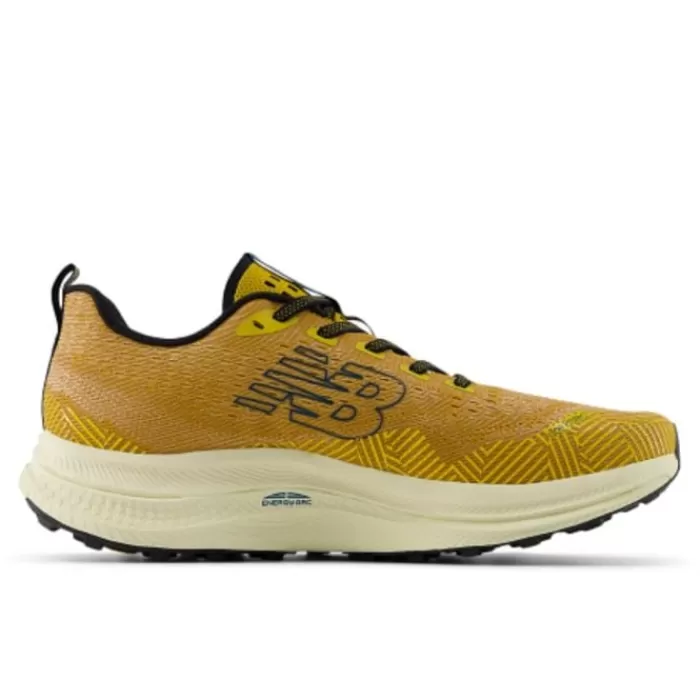 New Balance FuelCell SuperComp Trail