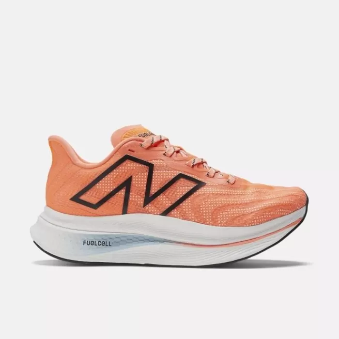 New Balance FuelCell SuperComp Trainer V2