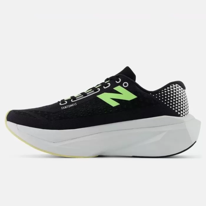 New Balance FuelCell SuperComp Trainer V3