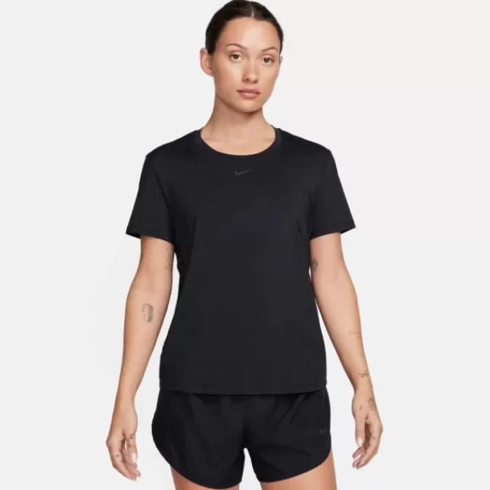 Nike Dri-FIT One Classic Short Sleeve Tee