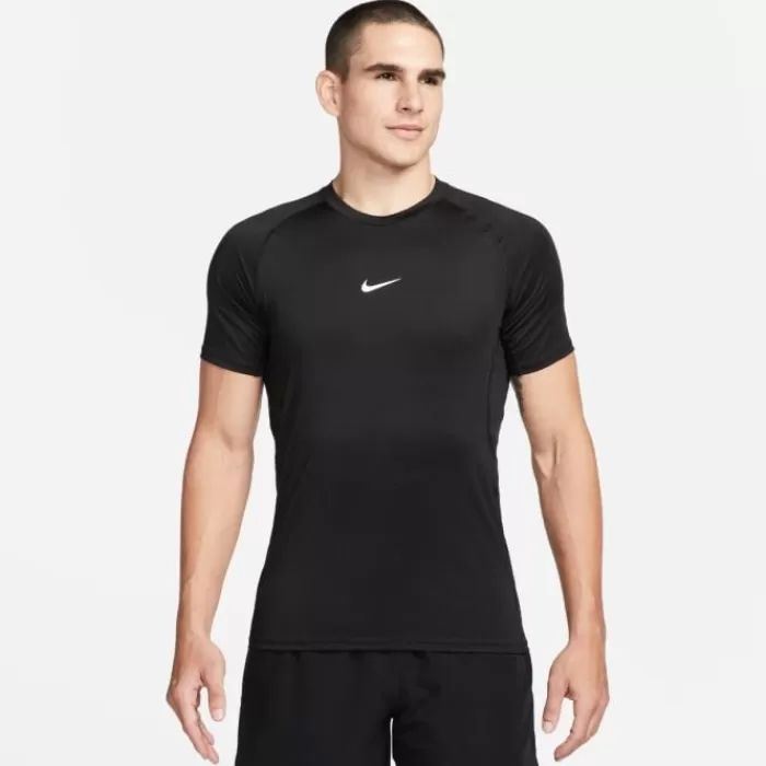 Nike Dri-FIT Slim Short Sleeve Tee