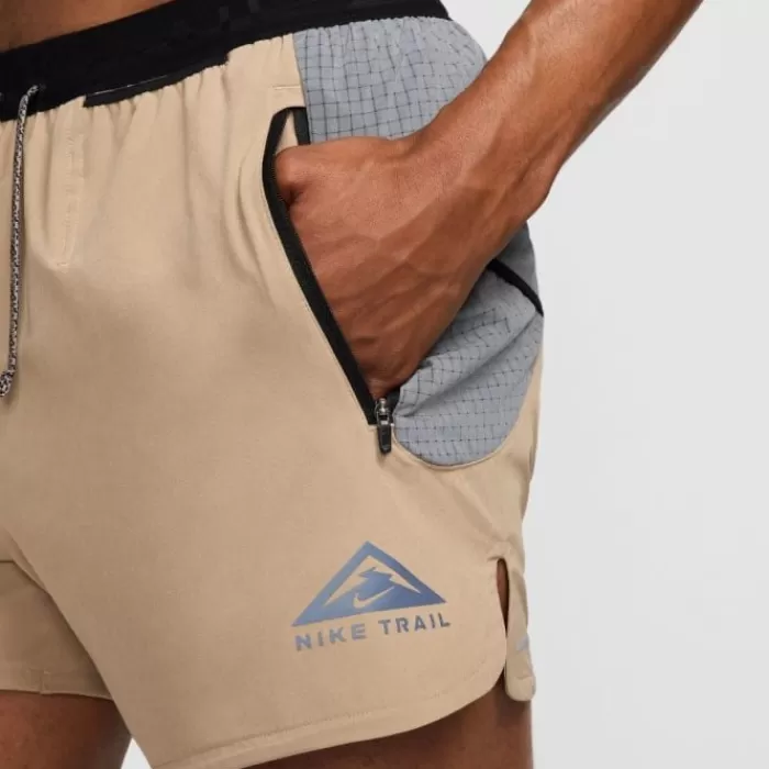 Nike Dri-FIT Trail Second Sunrise 5in Brief-Lined Shorts